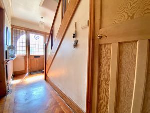 Entrance Hall- click for photo gallery